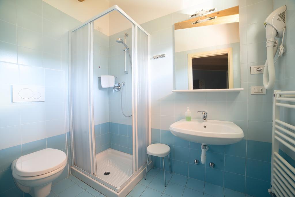 Hostel L'Ost - Ostello Di Grumes Zewnętrze zdjęcie