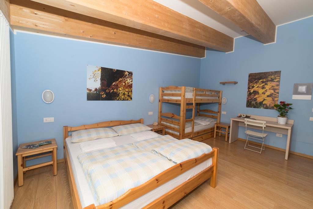 Hostel L'Ost - Ostello Di Grumes Zewnętrze zdjęcie