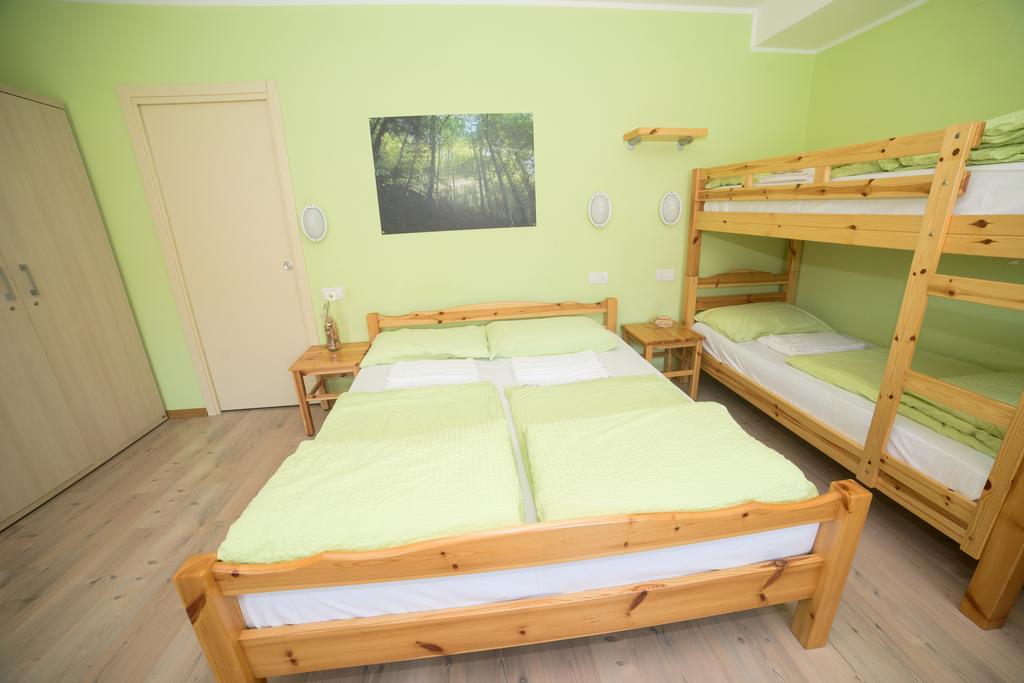 Hostel L'Ost - Ostello Di Grumes Zewnętrze zdjęcie